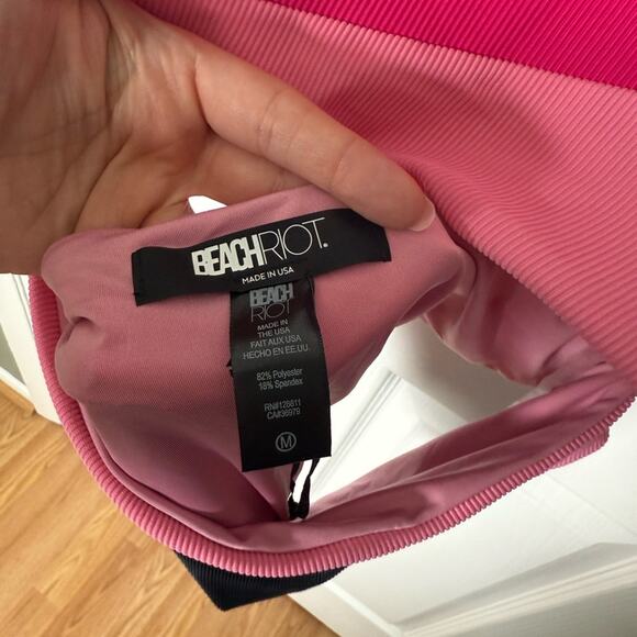 Beach Riot Joyce One-Piece Swimsuit M - Picture 10 of 10